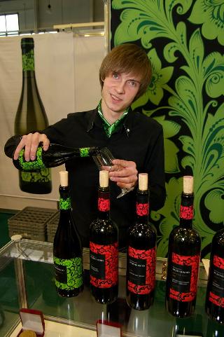      / Russian Wine Fair 2011
