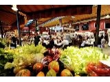  Eataly   