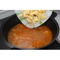 Как приготовить гороховый суп с фрикадельками